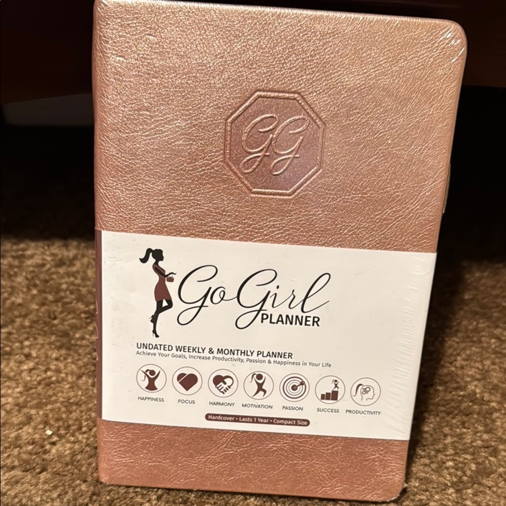 Planner - Rose Gold Home Office Planner